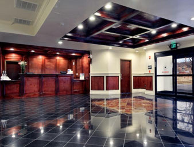Hotel Super 8 By Wyndham 3*