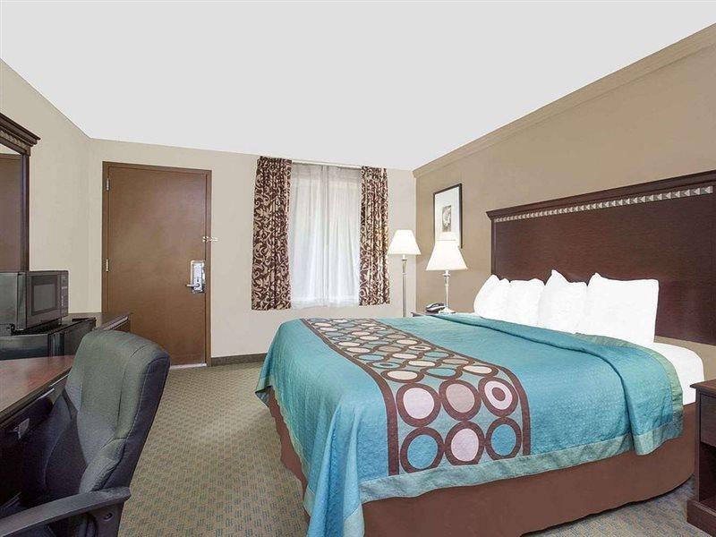 Super 8 By Wyndham 3* Danville