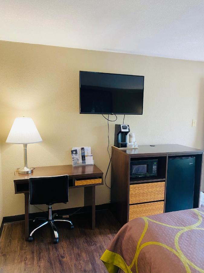 Hotel Super 8 By Wyndham Danville