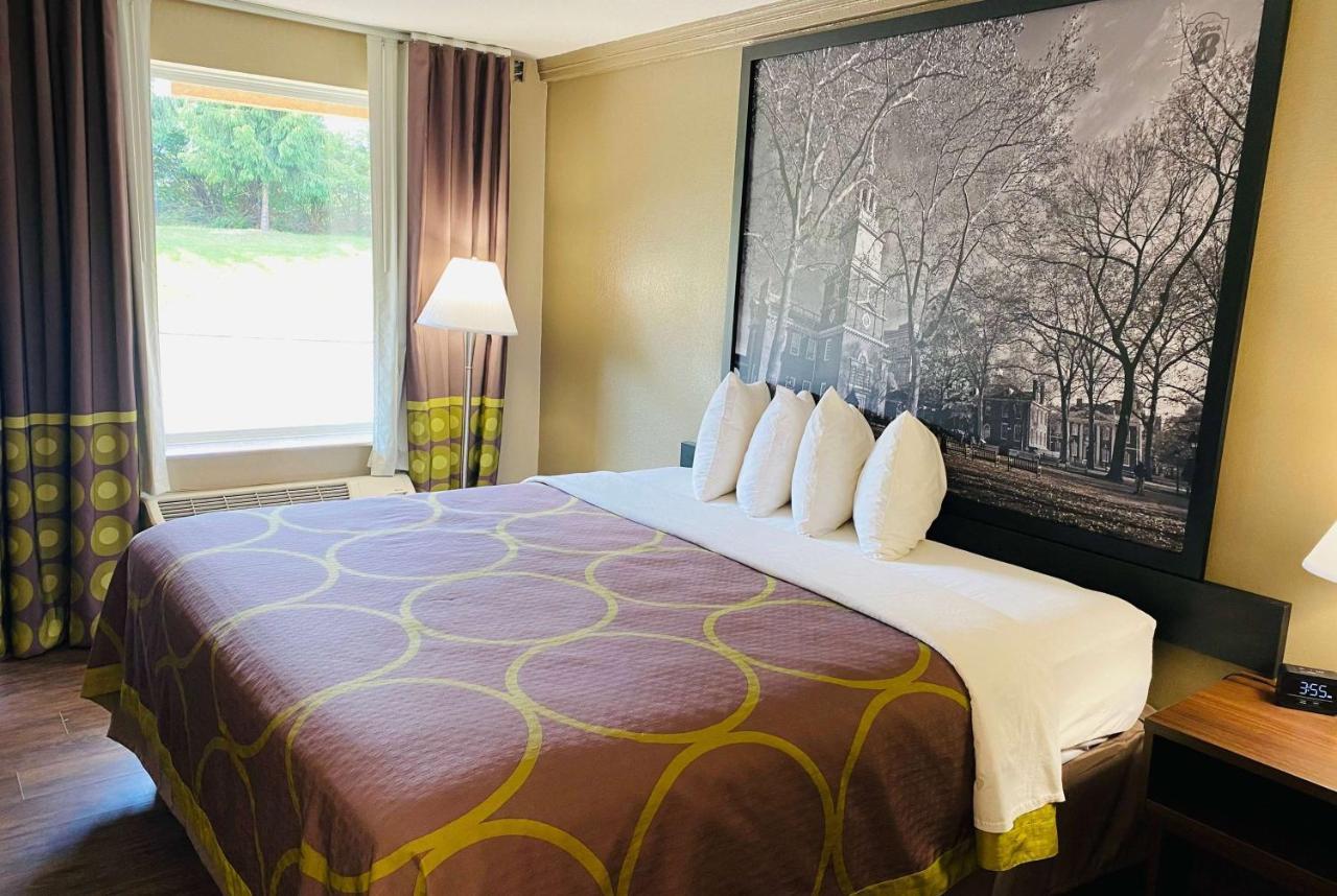 Super 8 By Wyndham