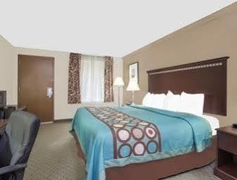 Super 8 By Wyndham